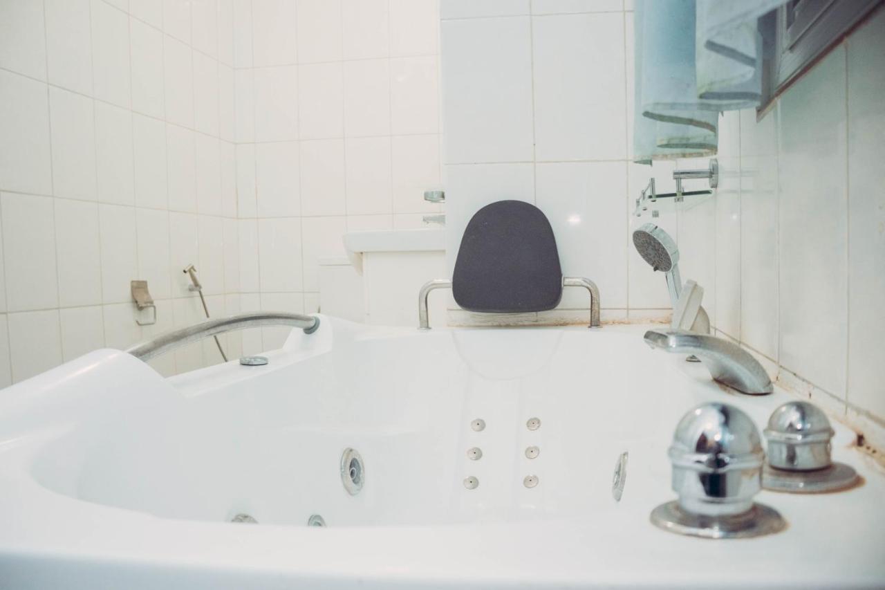 J'S Place アブジャ エクステリア 写真